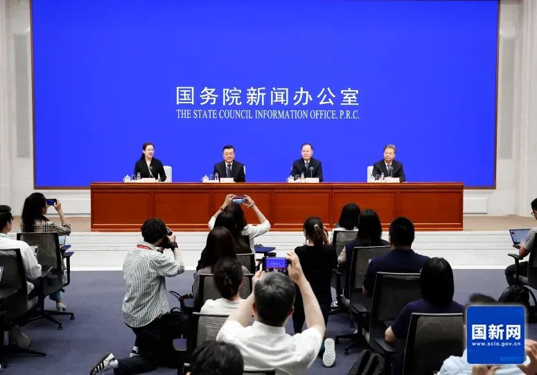 住建部部長答記者問 回應(yīng)房地產(chǎn)發(fā)展、城市更新、建筑業(yè)轉(zhuǎn)型升級等社會熱點(diǎn)問題