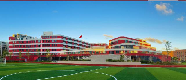 綠·碳·慧_|_臨港新片區(qū)6個項目獲得市住房城鄉(xiāng)建設(shè)管理委二星級綠色建筑標(biāo)識