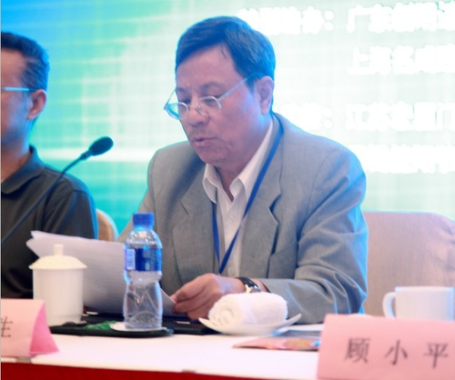 2013中國建筑遮陽產(chǎn)業(yè)發(fā)展高峰論壇圓滿召開