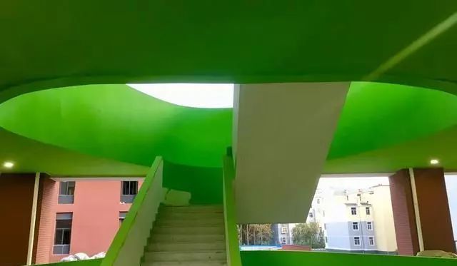 河北省首個(gè)綠色建筑三星級(jí)中學(xué)竣工：歷時(shí)僅9個(gè)月