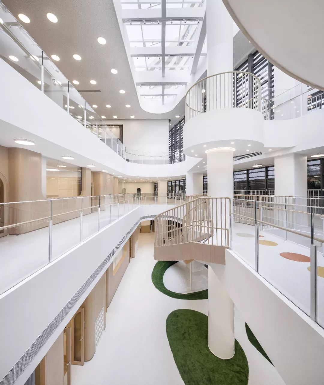 中國夫婦賣掉豪宅，只為創(chuàng)辦一所讓世界記住的幼兒園！