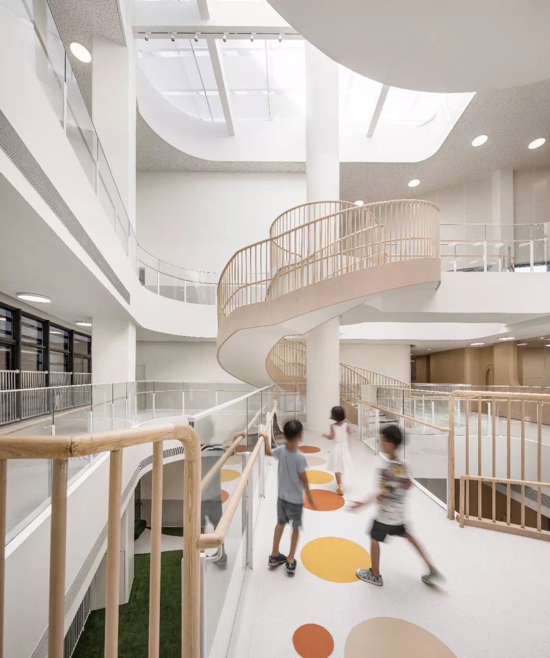 中國夫婦賣掉豪宅，只為創(chuàng)辦一所讓世界記住的幼兒園！