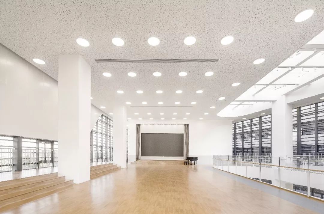 中國夫婦賣掉豪宅，只為創(chuàng)辦一所讓世界記住的幼兒園！