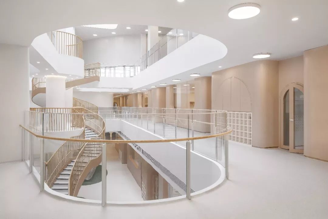 中國夫婦賣掉豪宅，只為創(chuàng)辦一所讓世界記住的幼兒園！