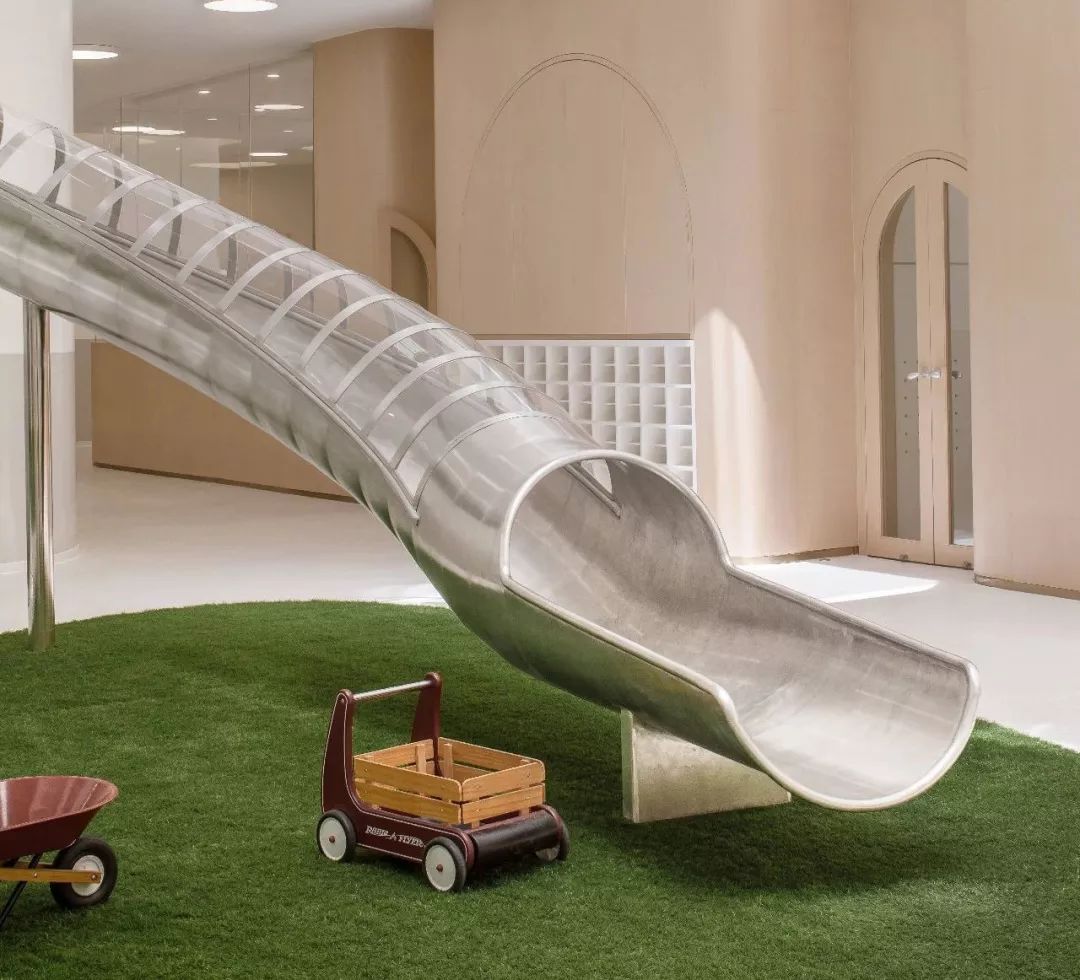 中國夫婦賣掉豪宅，只為創(chuàng)辦一所讓世界記住的幼兒園！