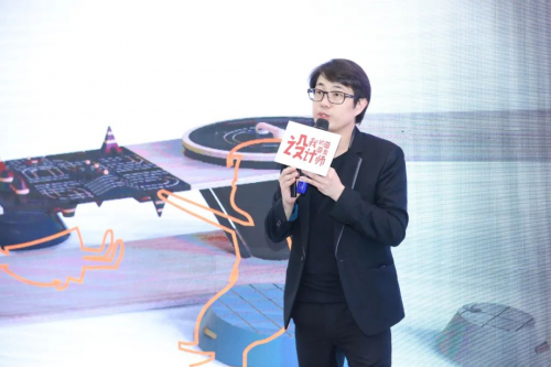 凝聚童心、童趣，“爸爸”大愛治愈天真歲月