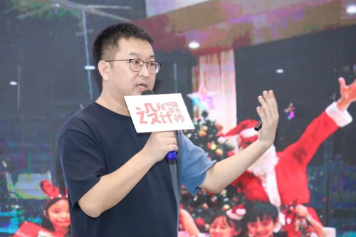 凝聚童心、童趣，“爸爸”大愛治愈天真歲月